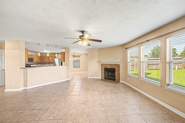 Building Photo - 18114 Sorrell Oaks Ln