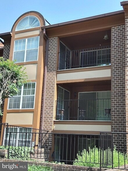Building Photo - 2109 Woodbox Ln Unit 2109B