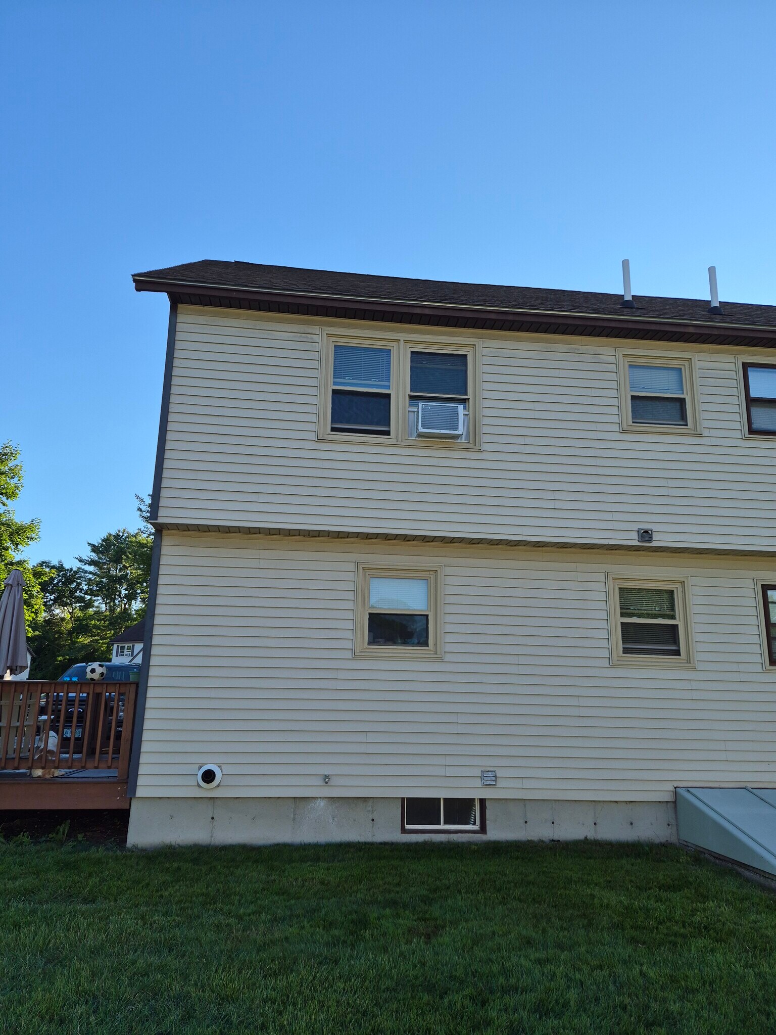 Building Photo - 74 Metalak Dr