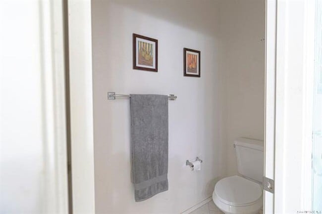 Building Photo - Recently Remodeled- 3 Bed 2.5 Bath 2 Story...