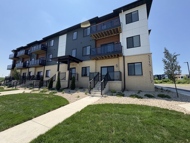 5117 Building Exterior - Central Park Place