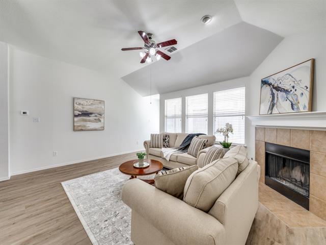 Building Photo - 3904 Coloma Dr