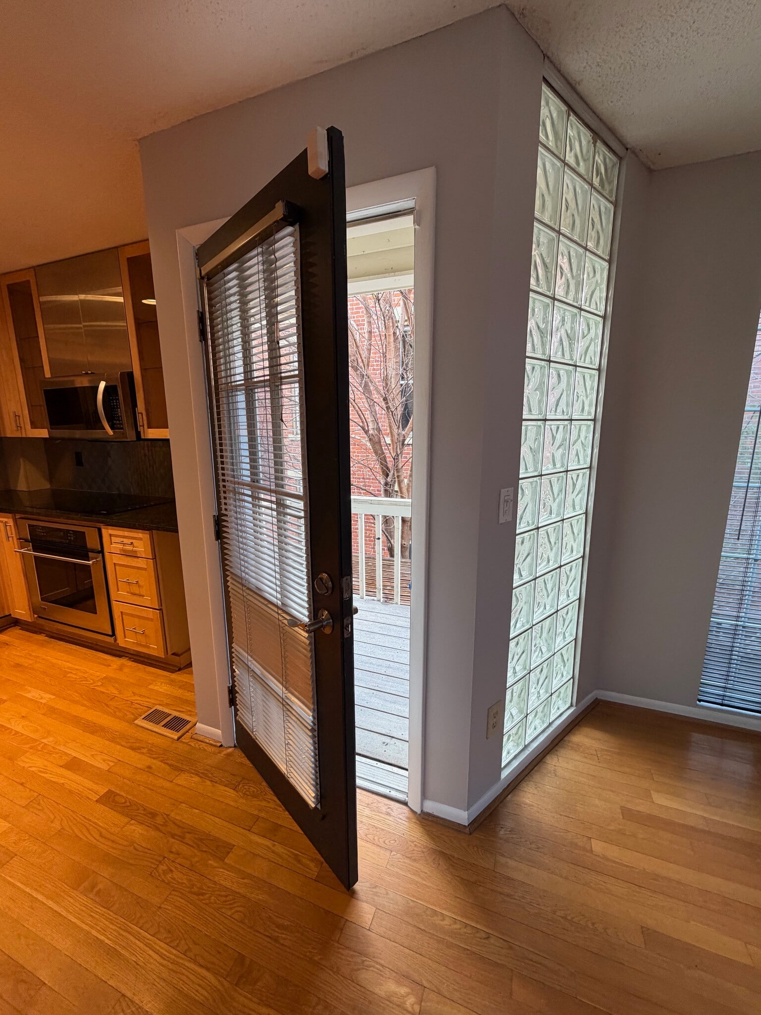 Building Photo - 1091 Harrison Ave