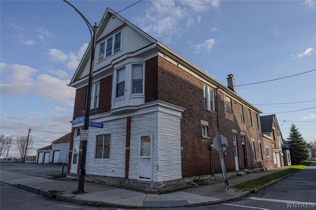 Building Photo - 901 South Park Ave