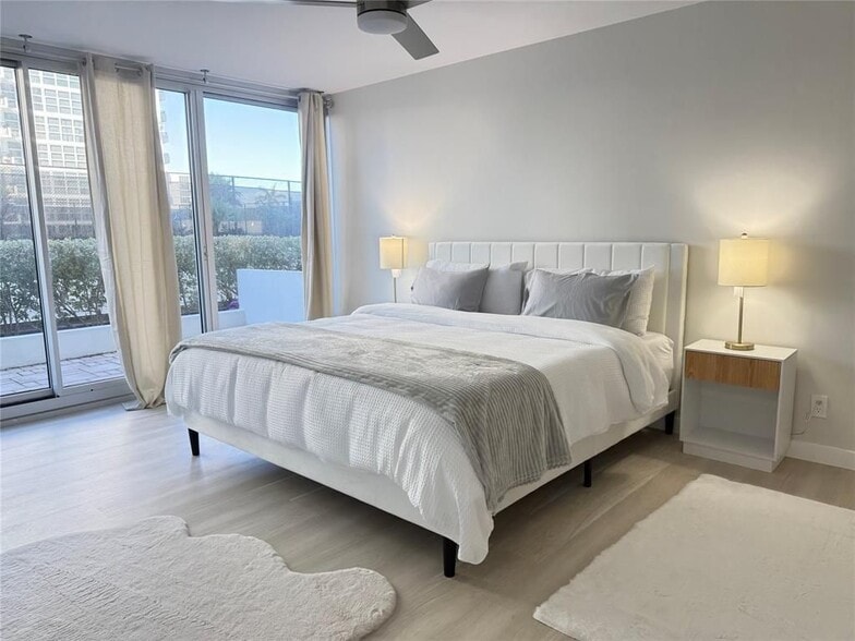 Building Photo - 525 N Ocean Blvd