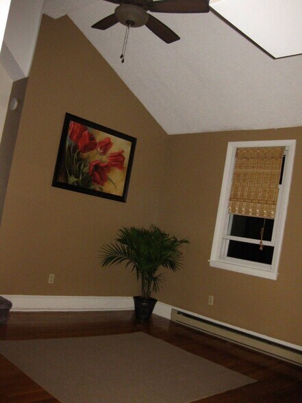 Building Photo - 57 Washington Ave