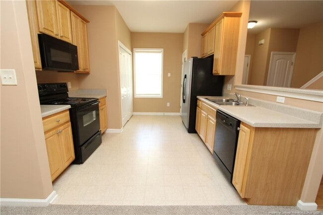 Building Photo - 3921 Volkswalk Pl