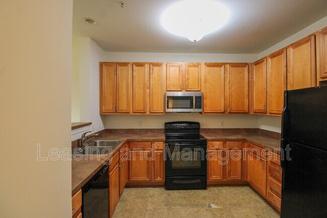 Building Photo - 2244 Ashley Crossing Dr