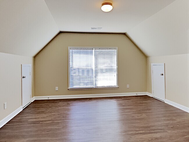 Building Photo - 3106 Cathey Ct