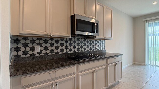 Building Photo - 648 Bloom Terrace