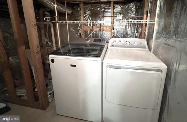 Building Photo - 2035 Madrillon Springs Ct