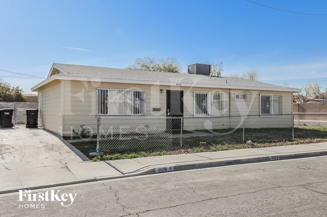 Building Photo - 2128 Carver Ave