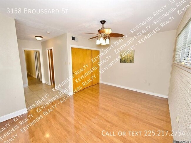 Building Photo - 3158 Broussard St