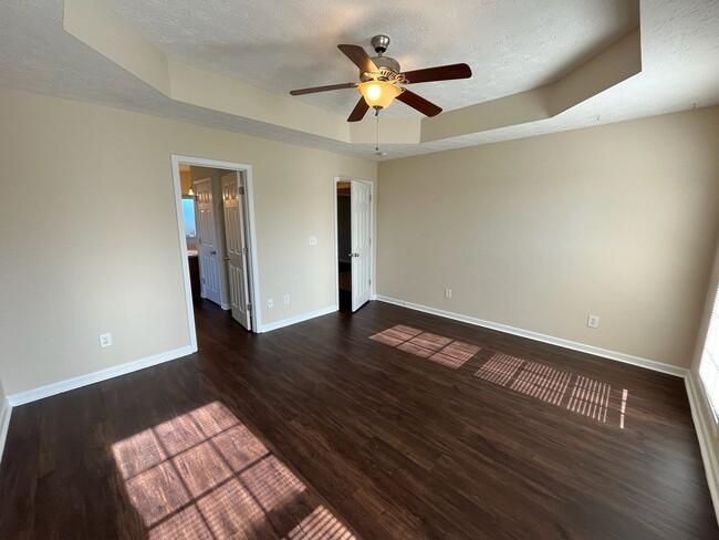 Building Photo - Beautiful Total Electric Home In Phenix Ci...