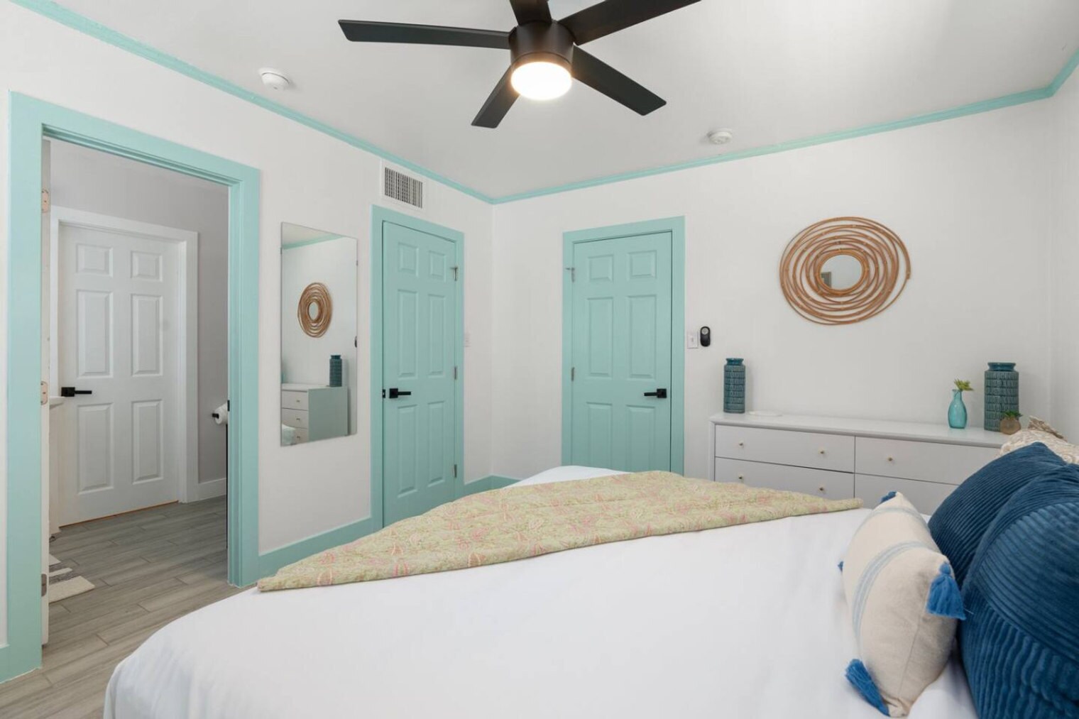 Building Photo - 1407 E McKinley St