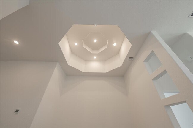 Building Photo - 313 Sonbria Pass