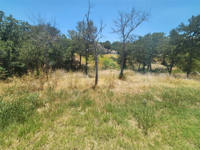 Building Photo - 8127 Burleson Manor Rd