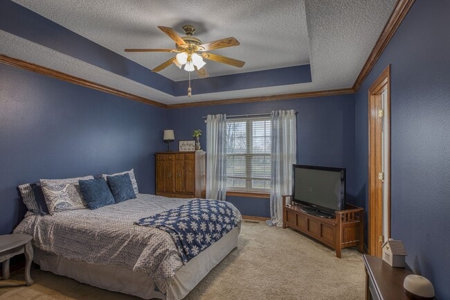 Building Photo - Highly desirable home in Briarbrook