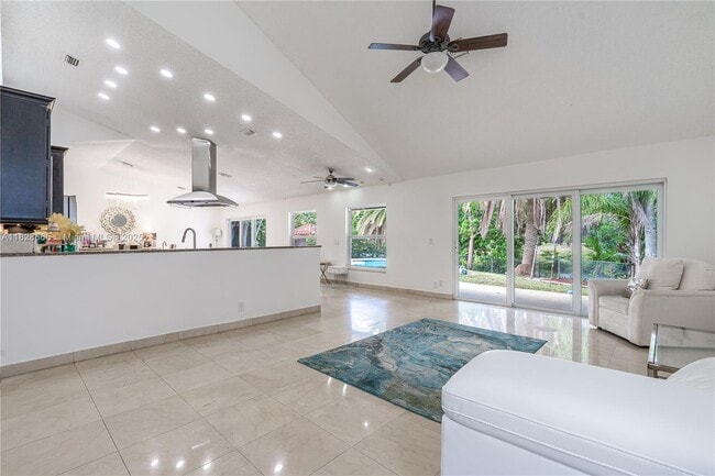 Building Photo - 5452 SW 88th Terrace
