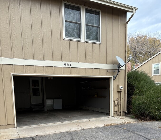 Building Photo - 9990 Grove St