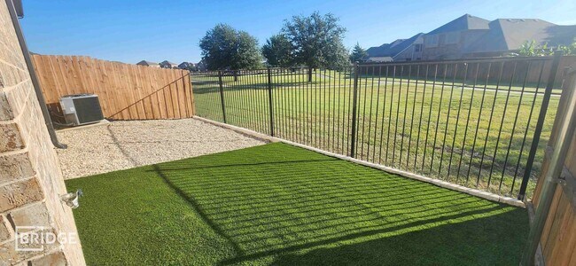 Building Photo - CYPRESS PLAN