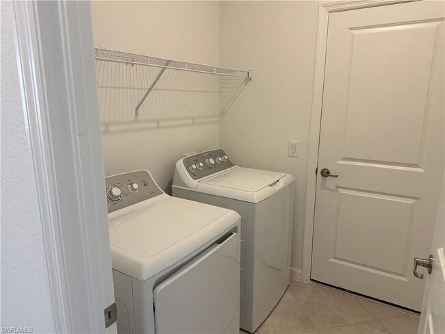 Building Photo - 14677 Palamos Cir