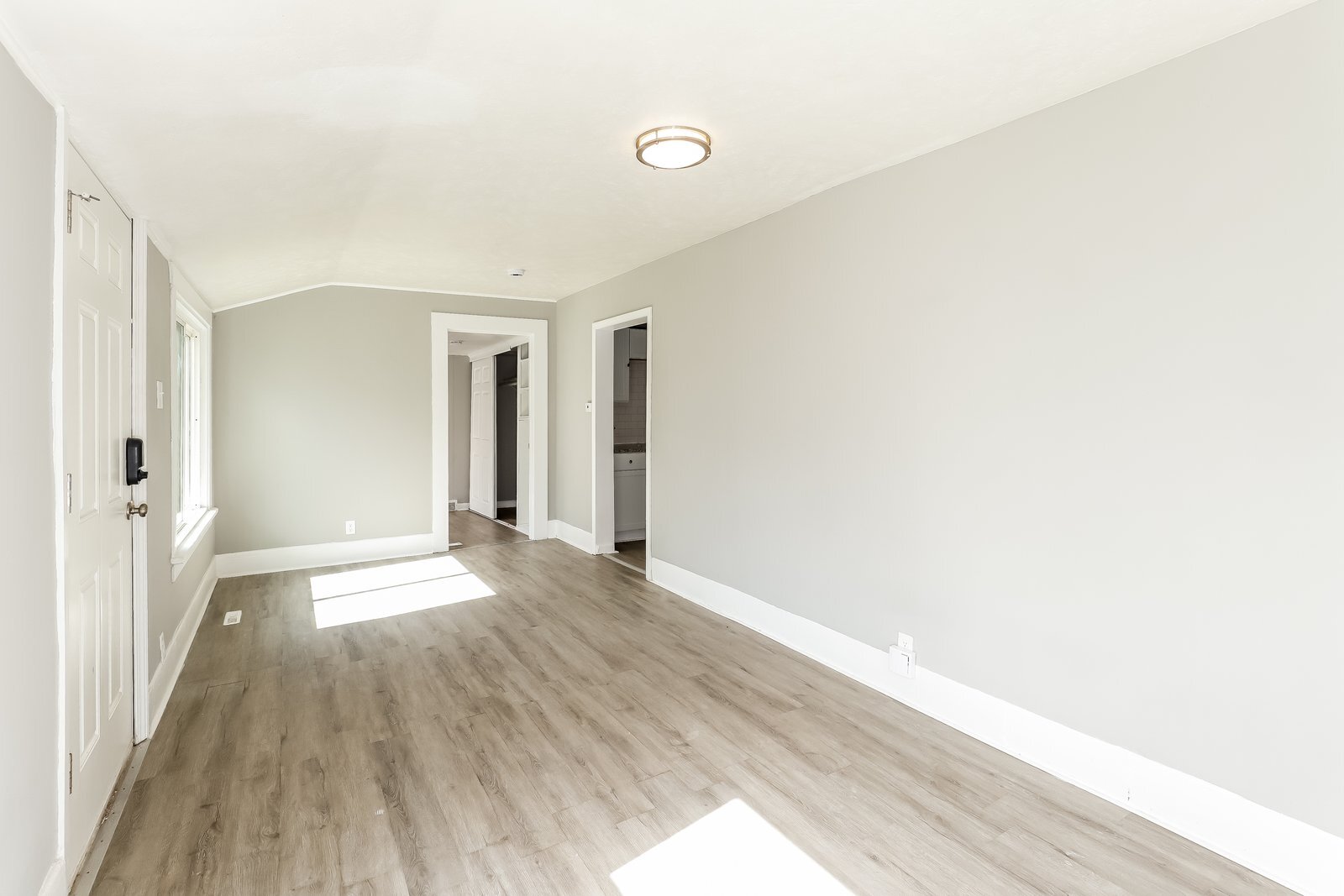 Building Photo - 3632 Jaynes St