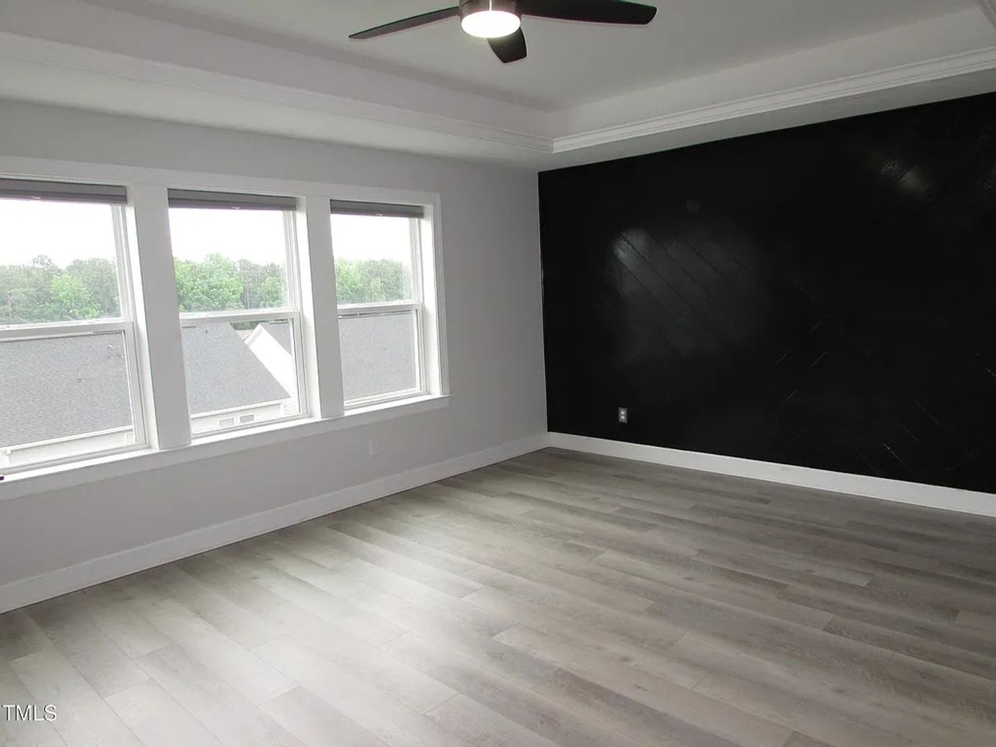 Building Photo - 6633 Penfield St