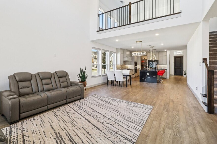 Building Photo - 2601 Backland Pr Ln