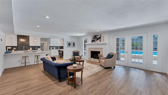 Building Photo - 7507 Stonecliff Dr