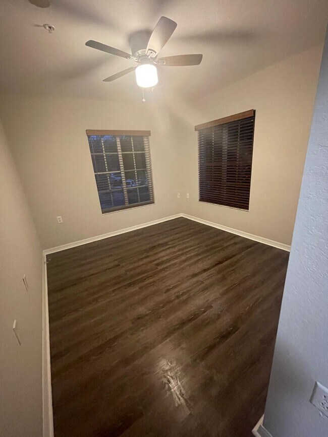 Building Photo - 9419 Ivy Brook Run