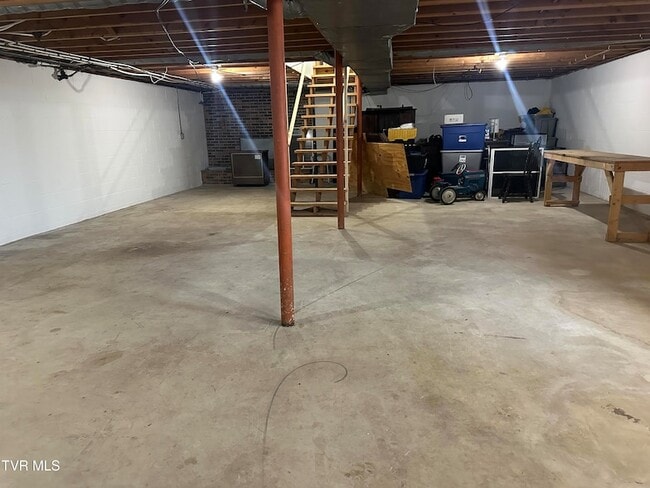 Building Photo - 3655 W Allens Bridge Rd