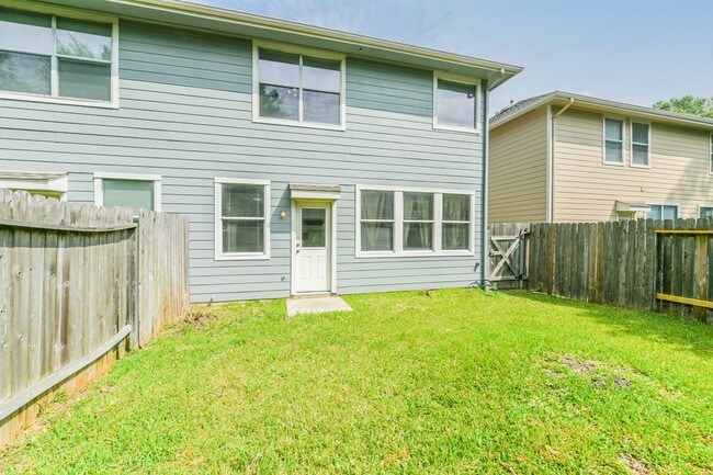 Building Photo - 6326 Veranda Green Trail