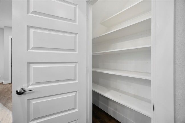 Building Photo - 8220 Callimont Ln