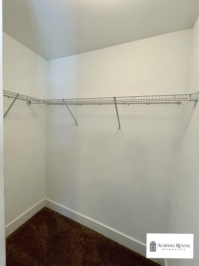 Building Photo - Townhome for rent in Chelsea!  Available to View Now!!!
