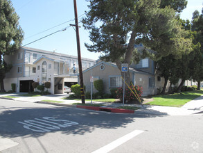 Building Photo - 11982