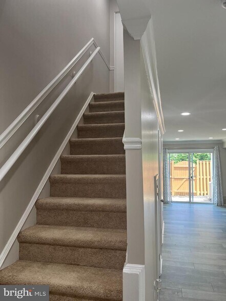 Building Photo - 11104 Rock Garden Dr