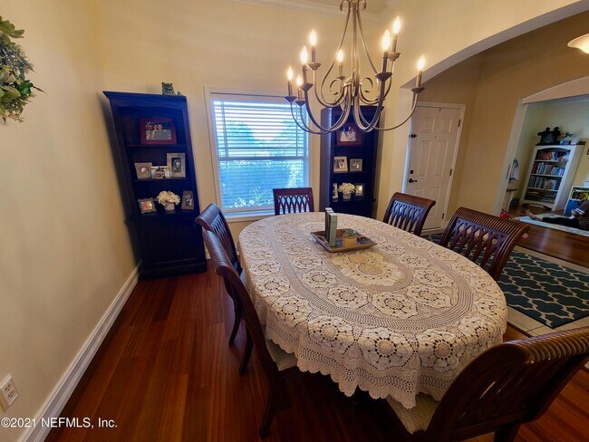 Building Photo - 1308 Holmes Landing Dr