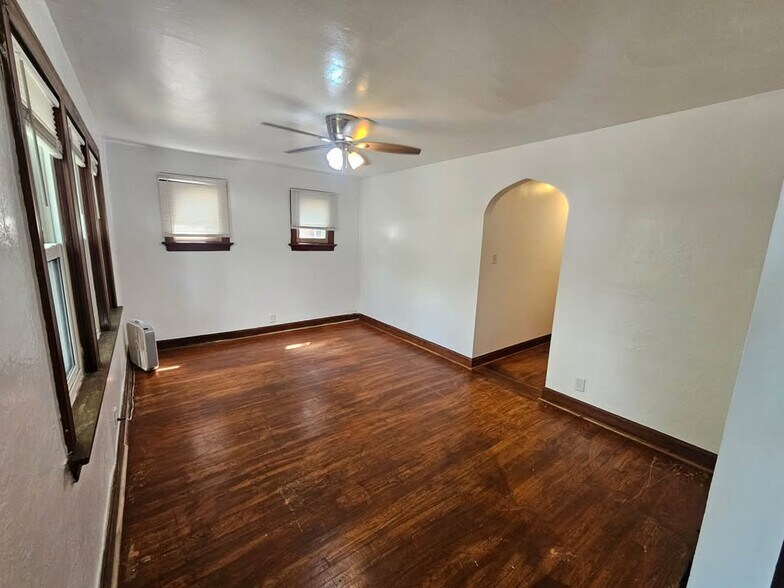Building Photo - 10071 Diamond Dr