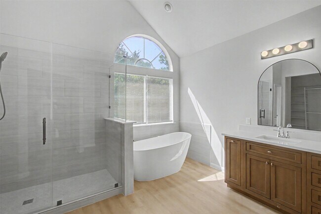Building Photo - 4351 Palmer Plantation Dr