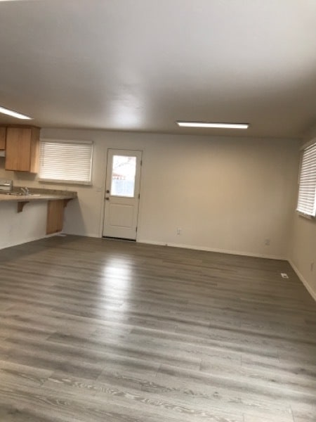 Building Photo - 646 Ballingrude Dr