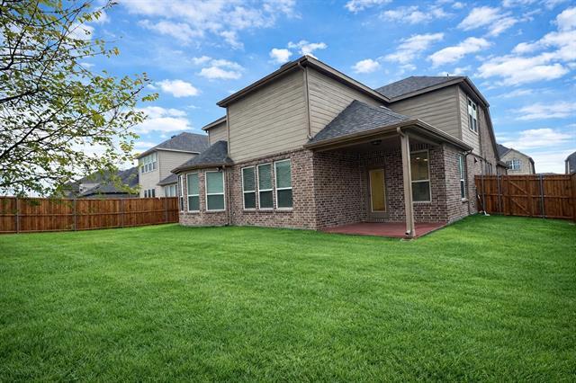 Building Photo - 1604 Sawyer Dr