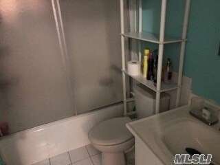 Building Photo - 213 Feller Dr