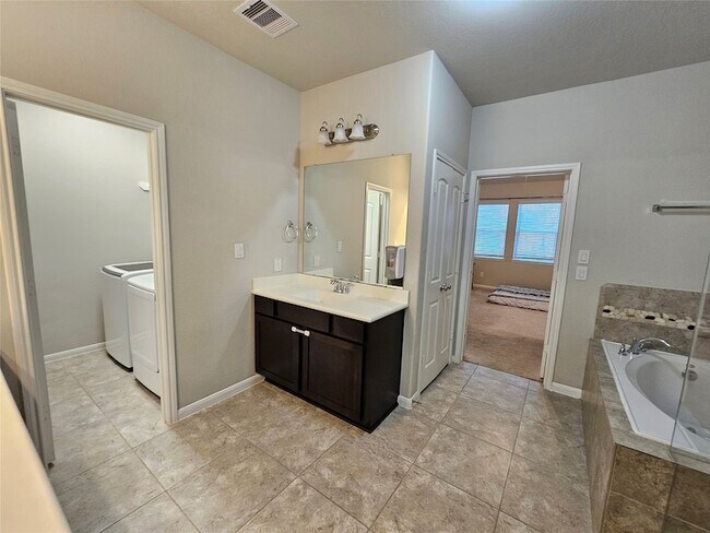 Building Photo - 24258 Via Vitani Dr