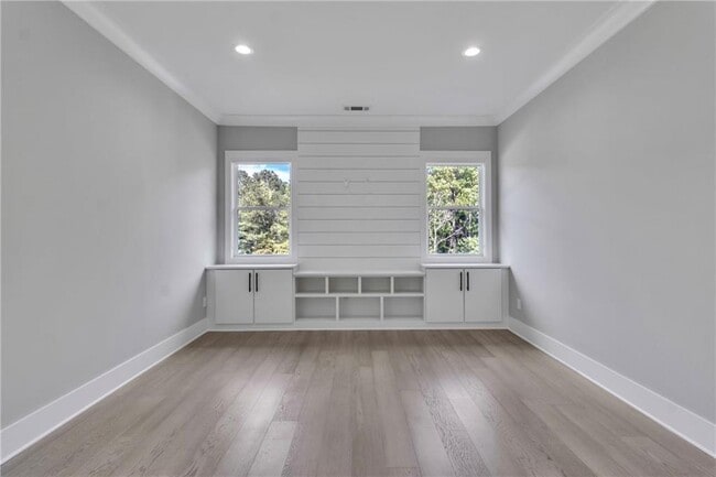 Building Photo - 3671 Hamilton Mill Rd