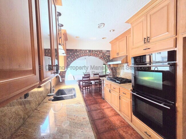 Building Photo - 4137 Layman Ave