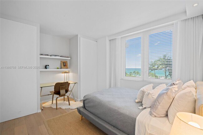 Building Photo - 2301 Collins Ave