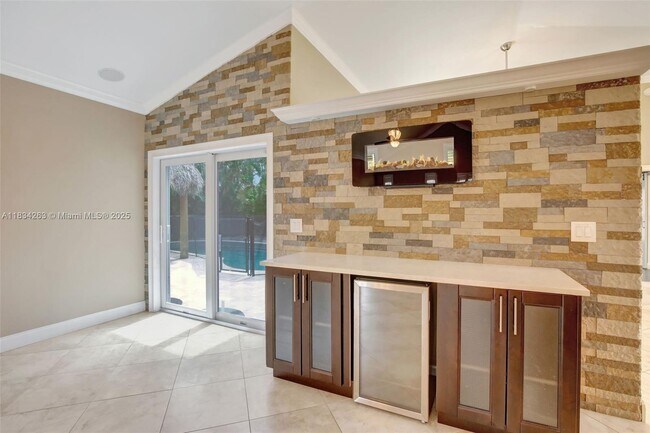 Building Photo - 12486 SW 9th Pl