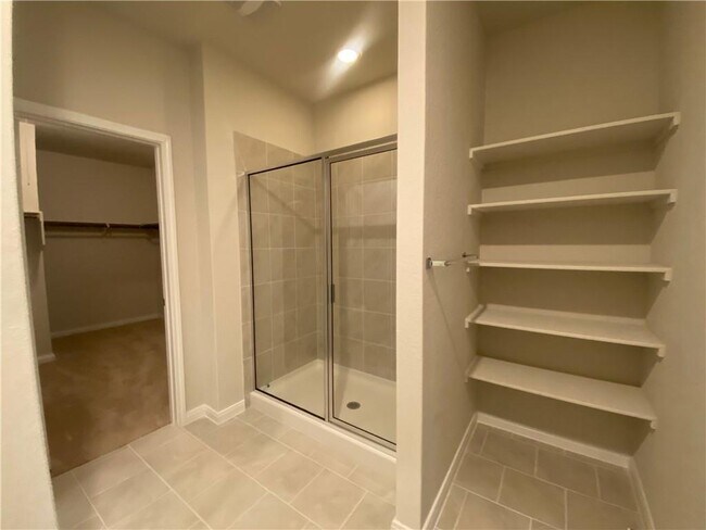 Building Photo - 322 Northshore None
