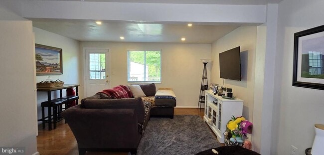Building Photo - 3591 Laurel View Ct